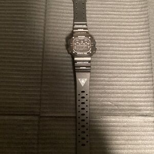 Vintage 90’s little sports watch. Runs